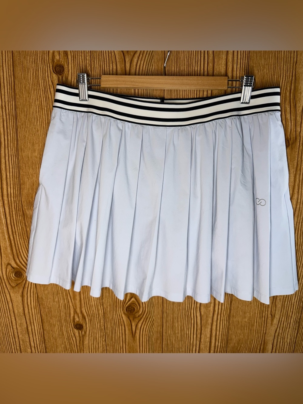 Calia Carrie Underwood 15.5 Pleat Skirt Size L Halogen Blue Golf Tennis Skort